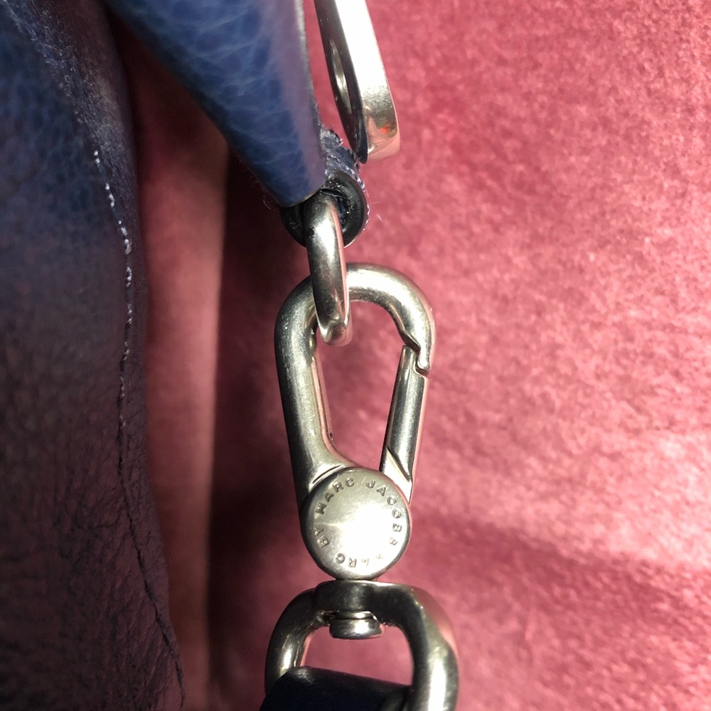 MBMJ navy leather with silver satchel - Picture 4 of 10